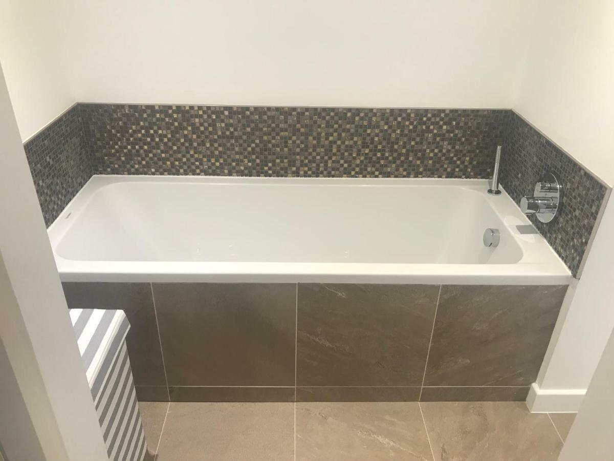 Lyme View Apartment 라임레지스 외부 사진