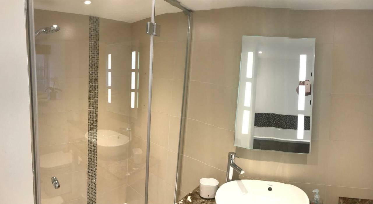 Lyme View Apartment 라임레지스 외부 사진